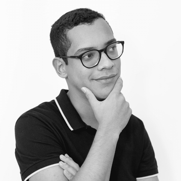 Foto em preto e branco de Felipe
