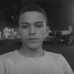 Foto em preto e branco de Allysson